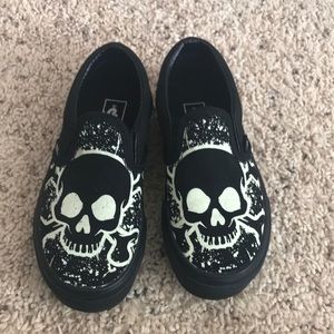 Skull Vans - like new